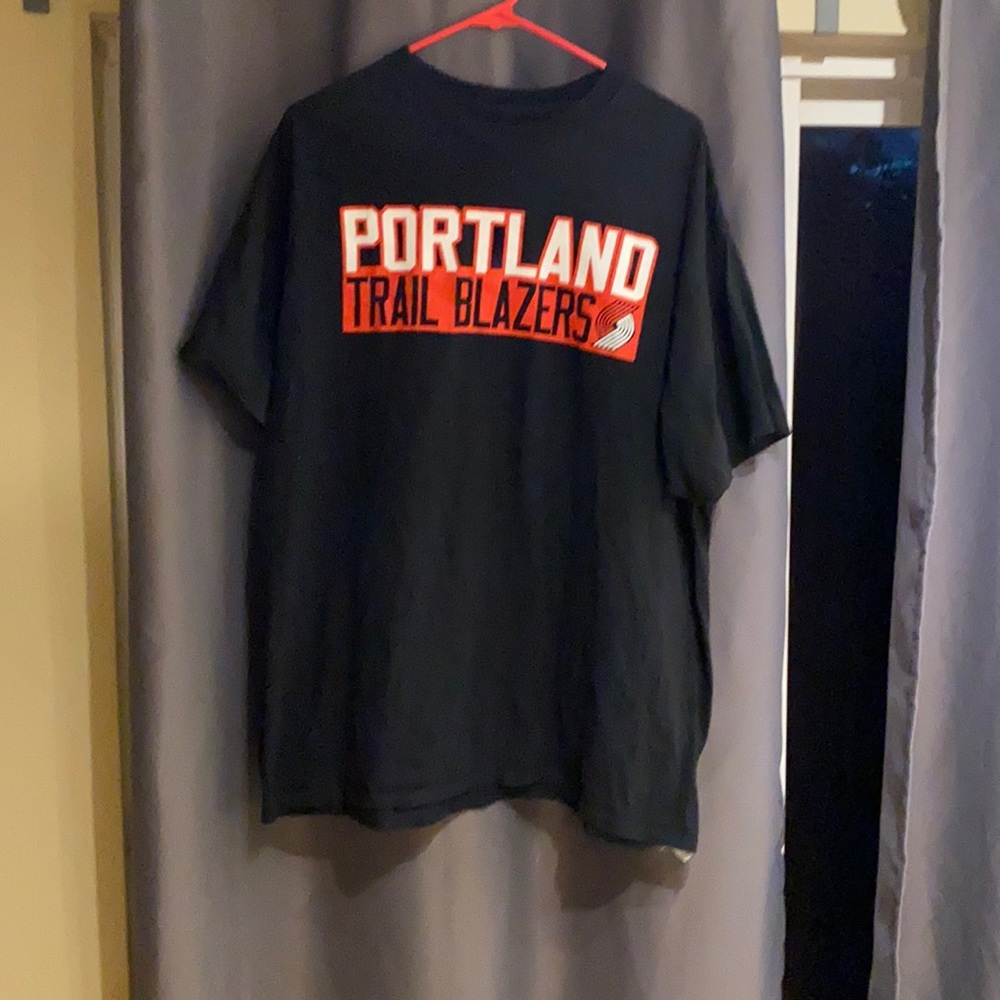 Damian Lillard T